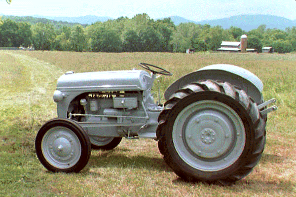 1940 Ford 9N (Side View)